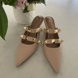 Valentino Roman Stud backless heel - Nude size 38 (runs small)